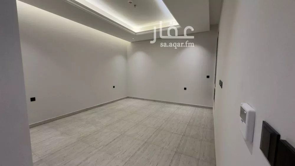 3 bedroom apartment in Al Malqa 1