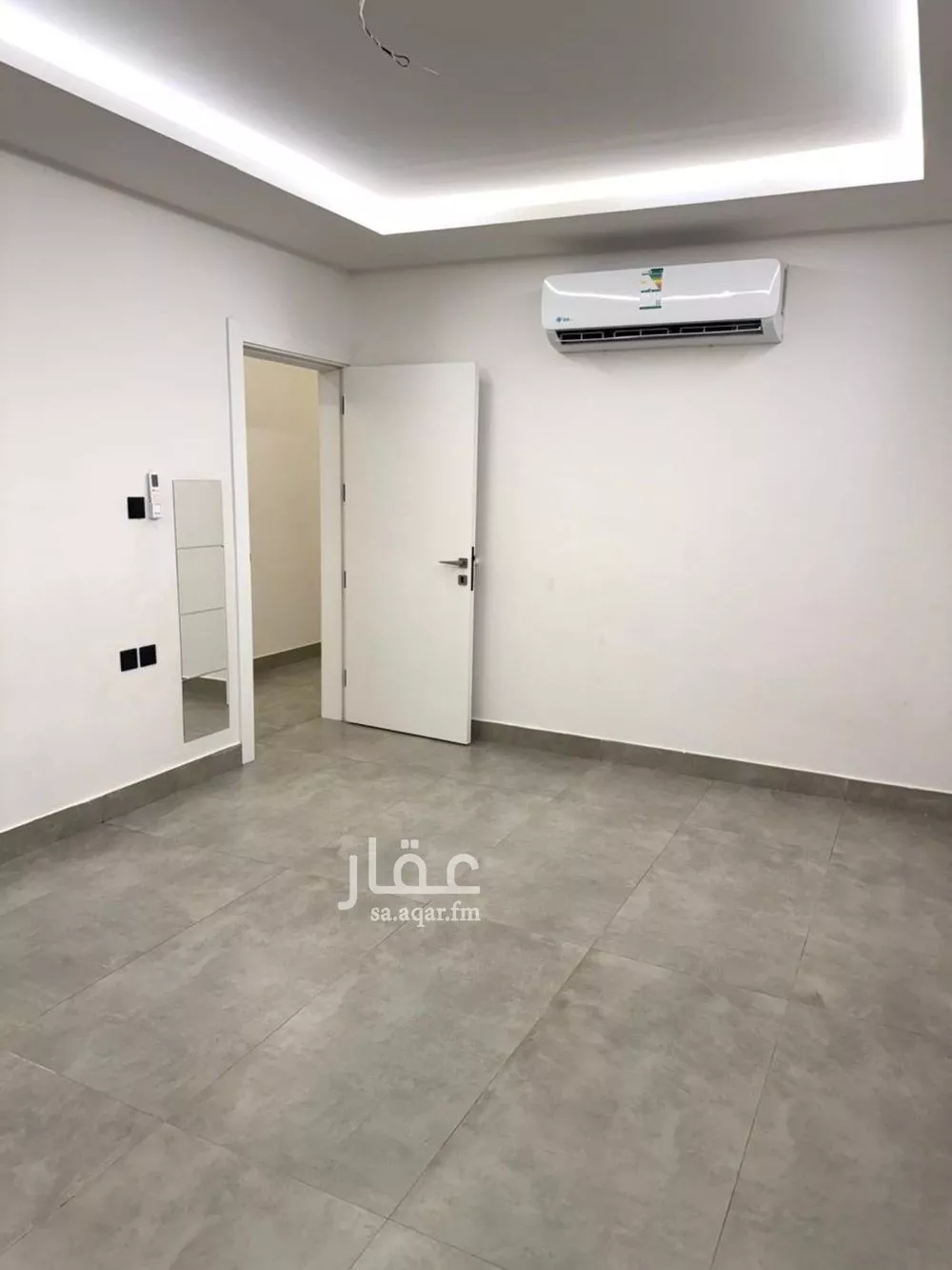 3 bedroom apartment in Al Malqa 5