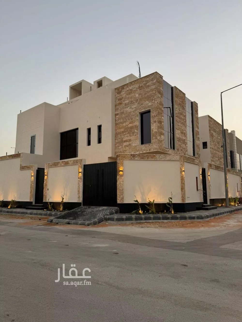 فيلا 5 غرف في النرجس 3