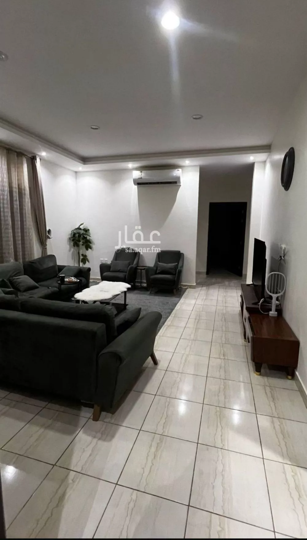 فيلا 5 غرف في العارض 2