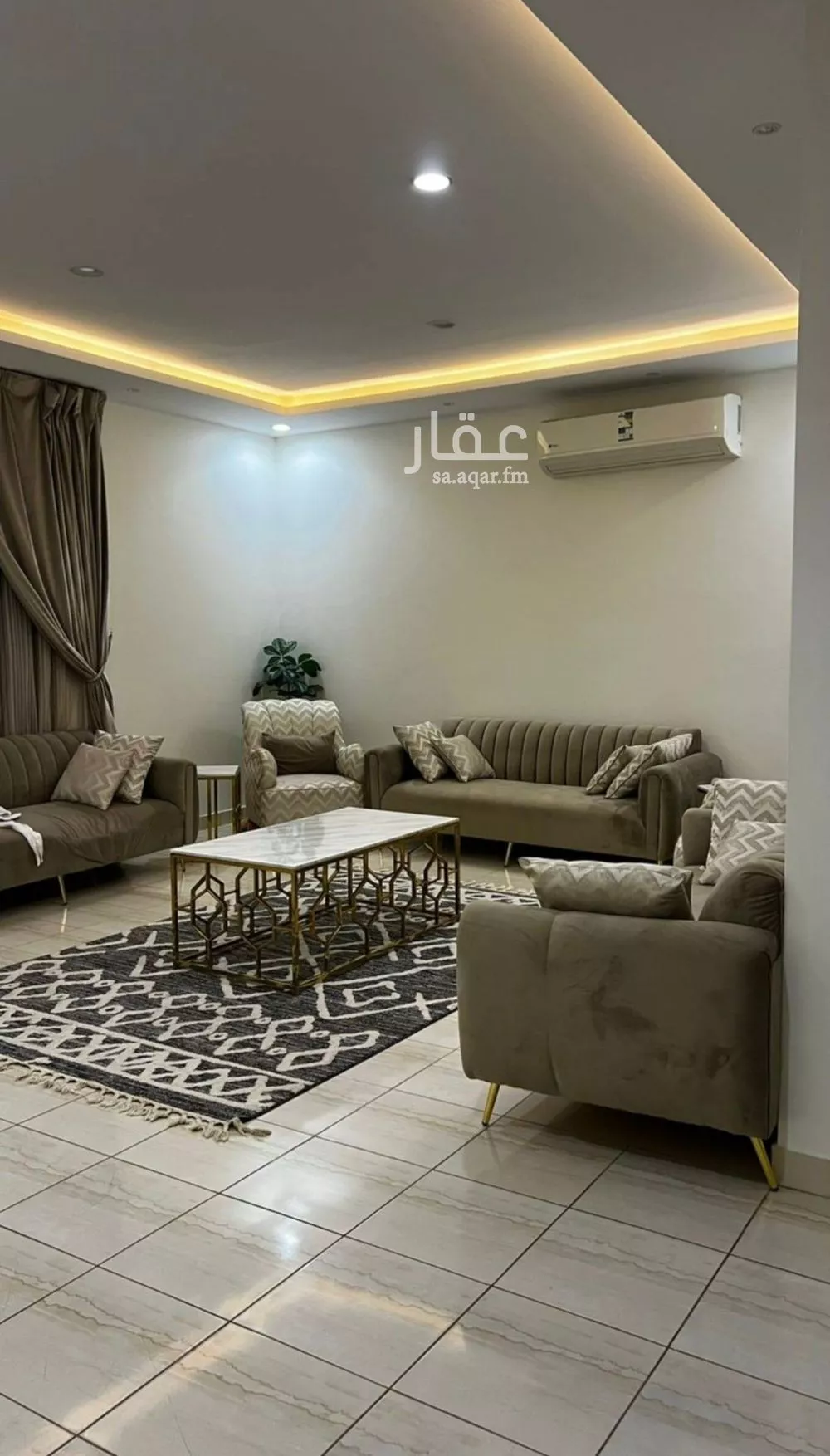 فيلا 5 غرف في العارض 5