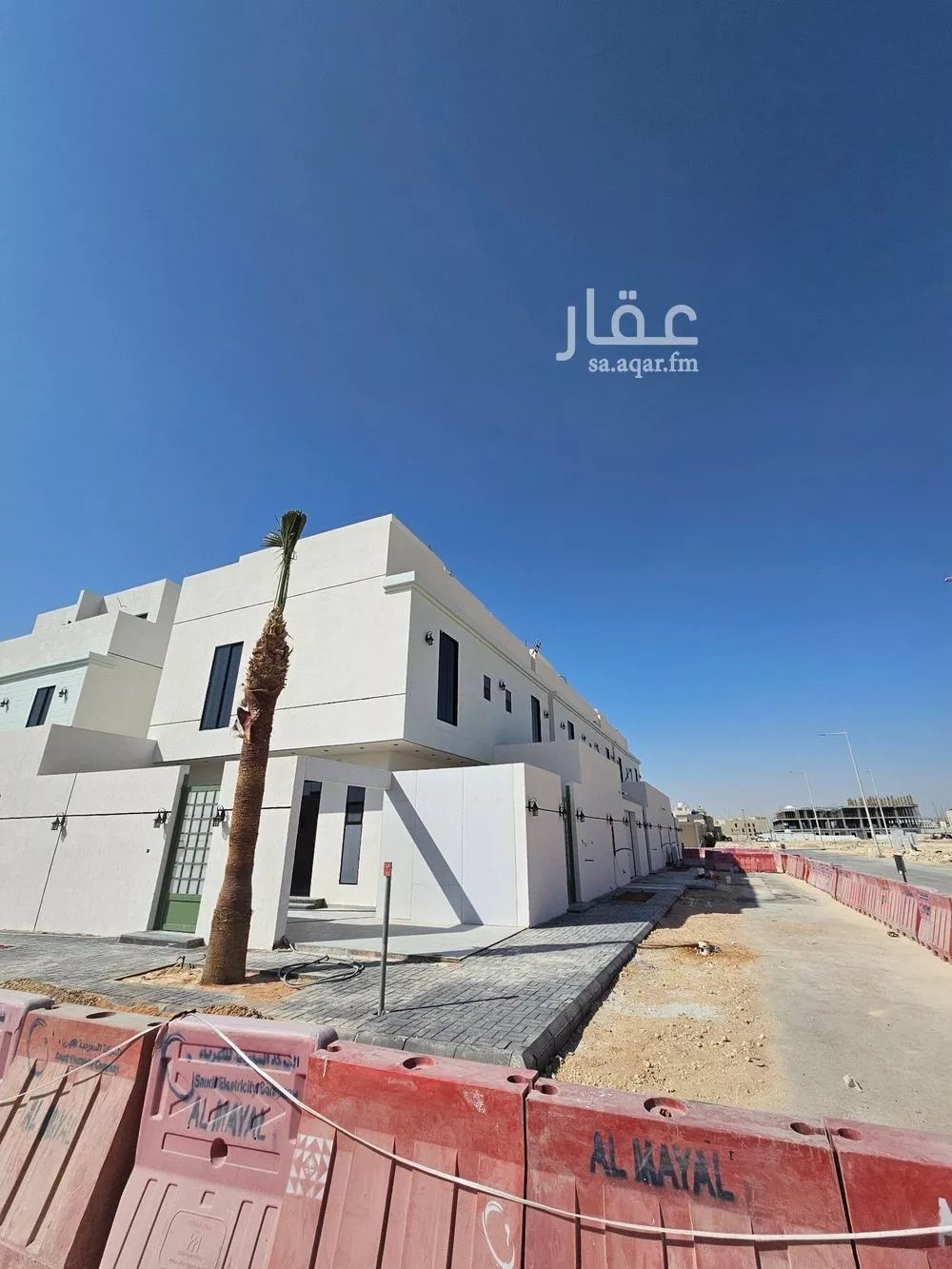 فيلا 4 غرف في الفاروق 3