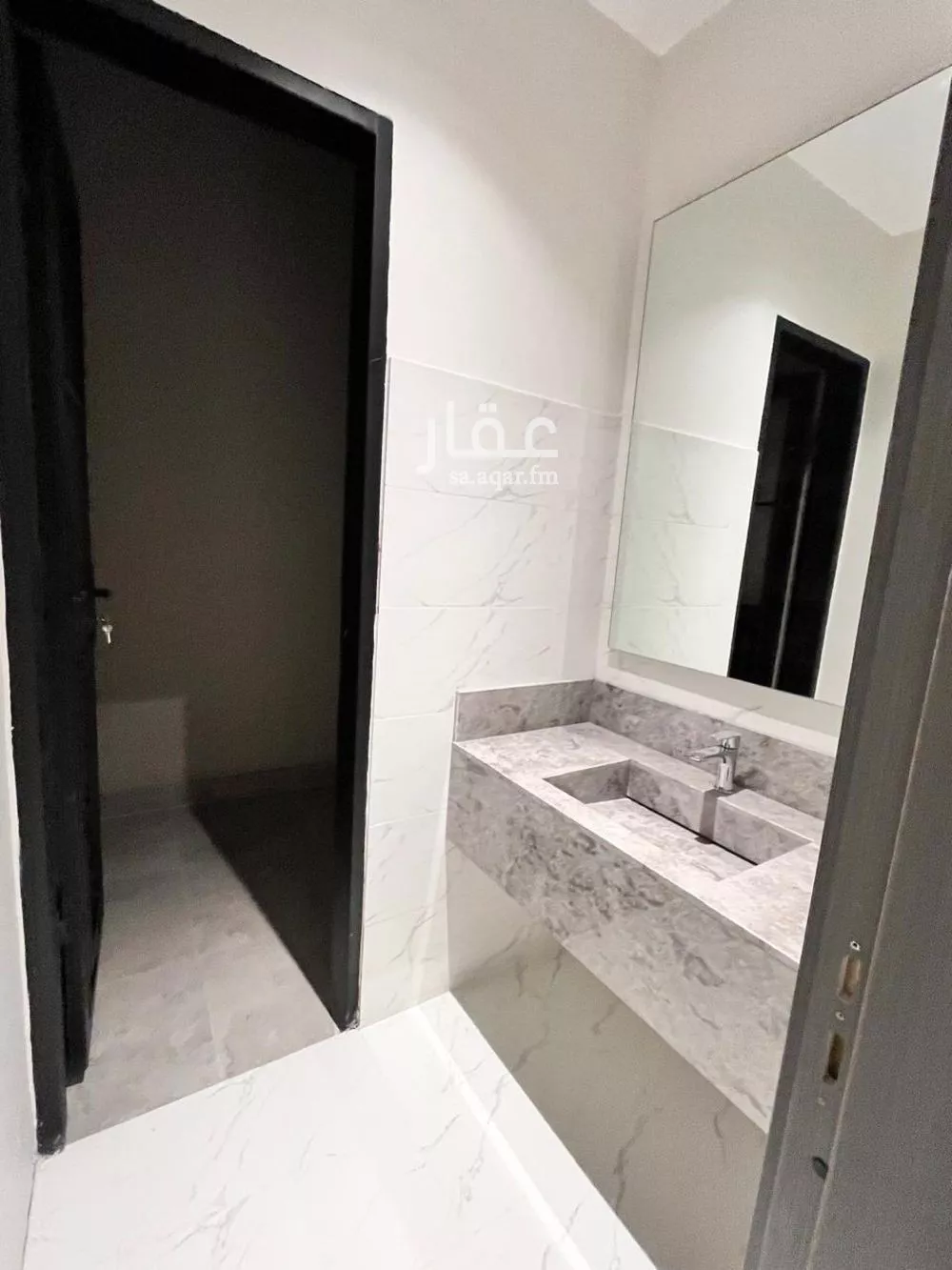 شقة 4 غرف في النرجس 3