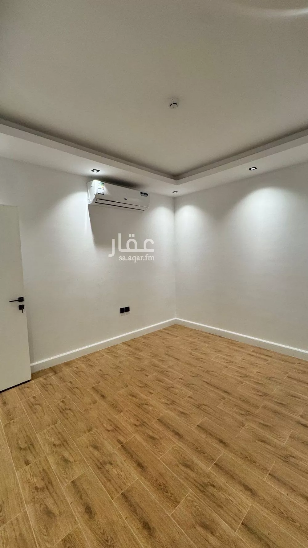 شقة 4 غرف في الياسمين 4