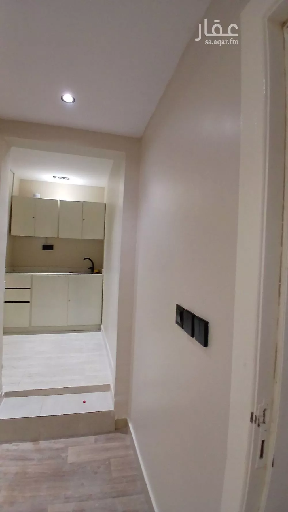 شقة 1 غرف في الملقا 3