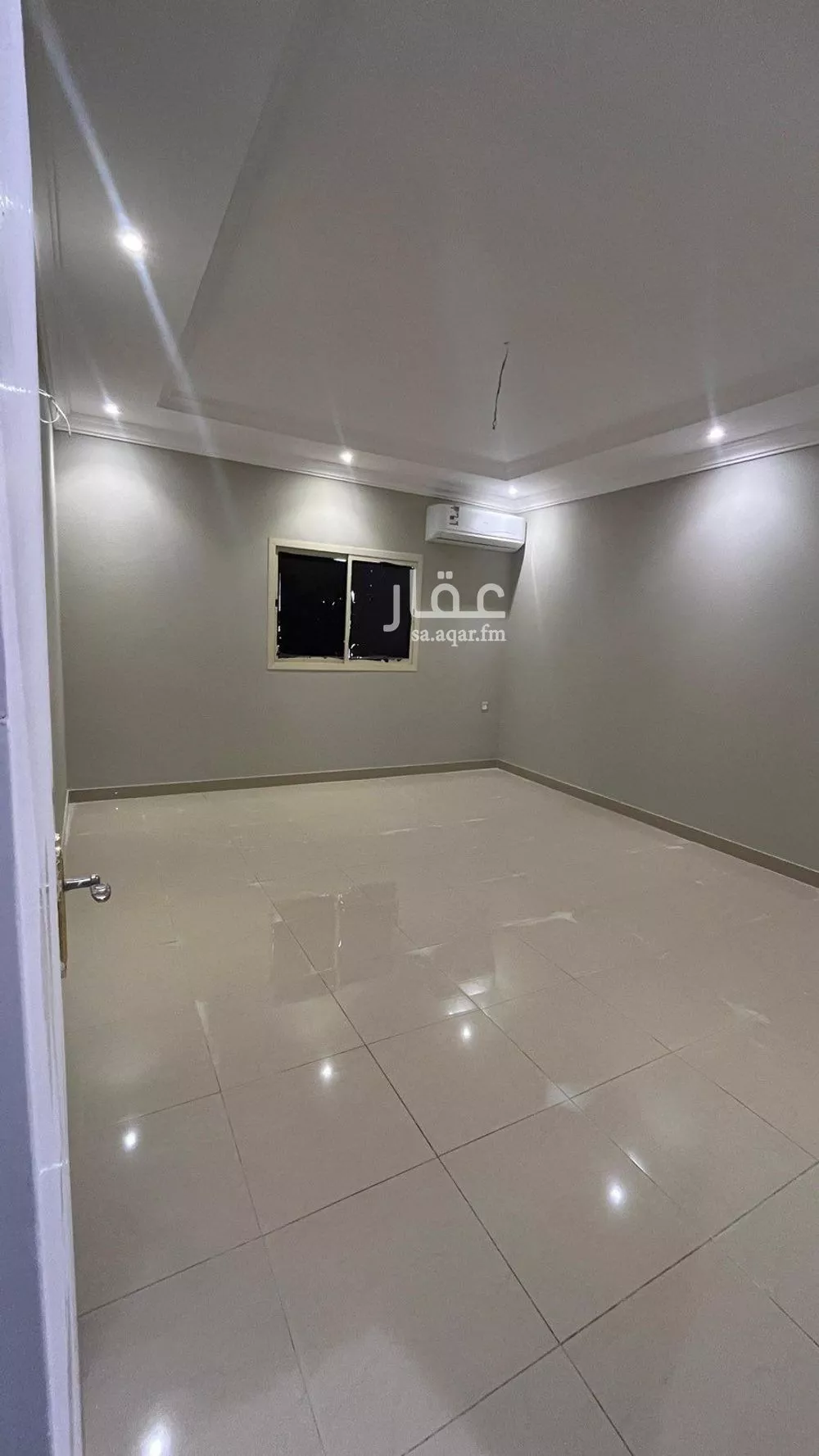 شقة 4 غرف في العارض 2