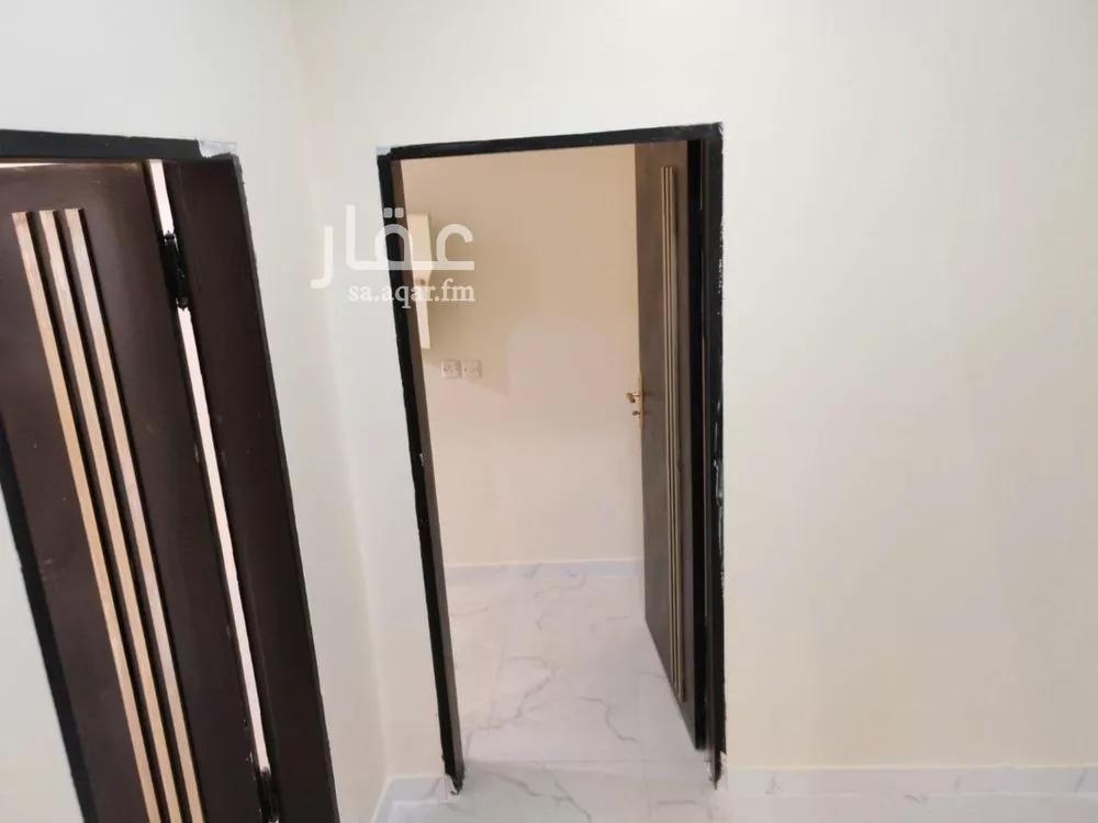 3 bedroom floor in Al Shifa 4