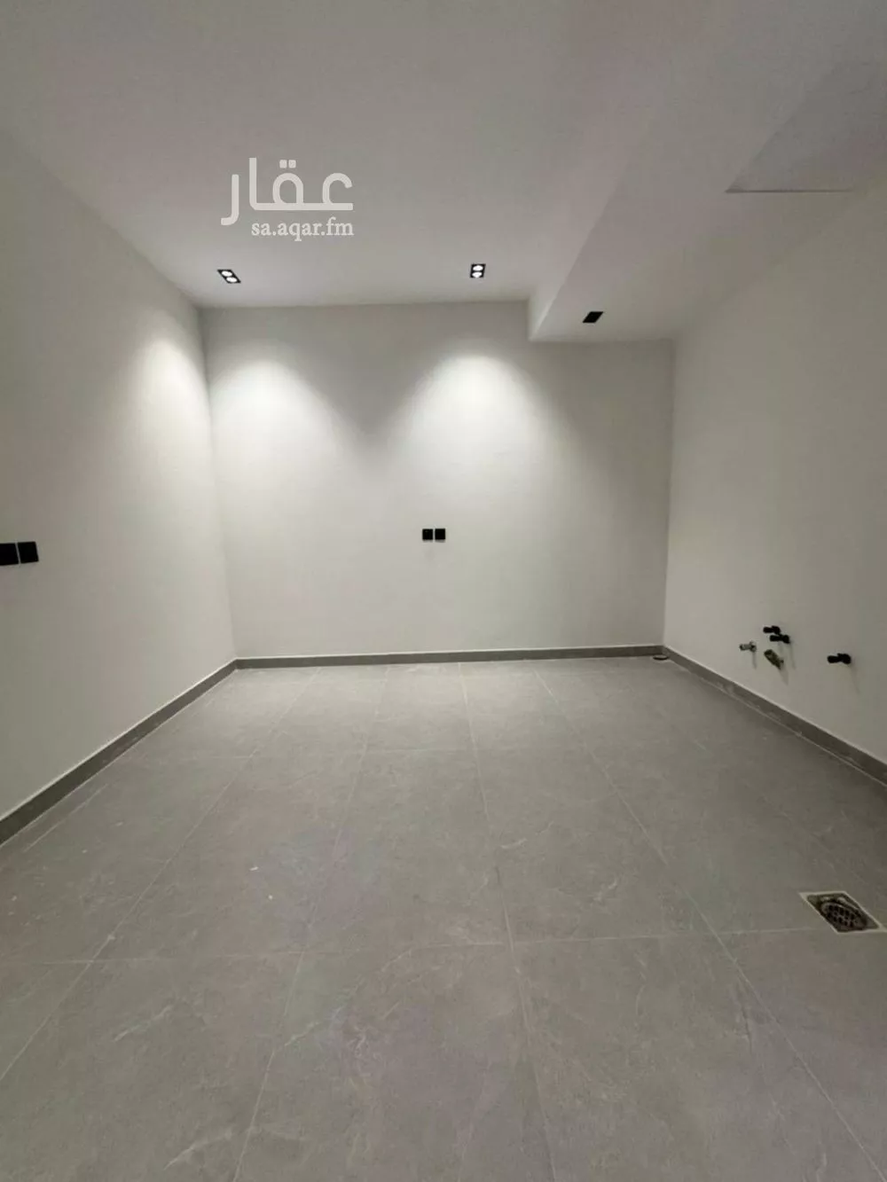 3 bedroom floor in Tuwaiq 2