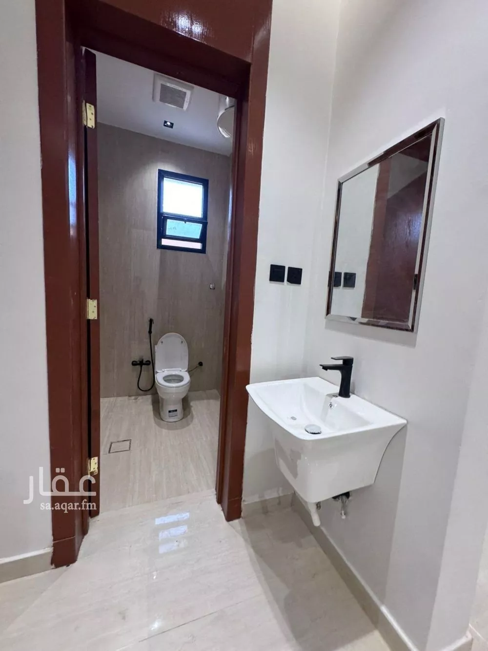 فيلا 7 غرف في طويق 4