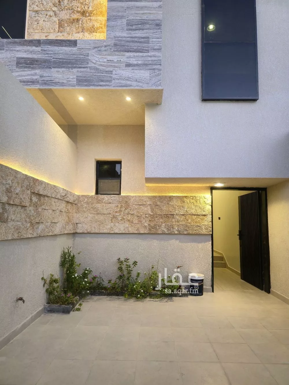 4 bedroom floor in Tuwaiq 2