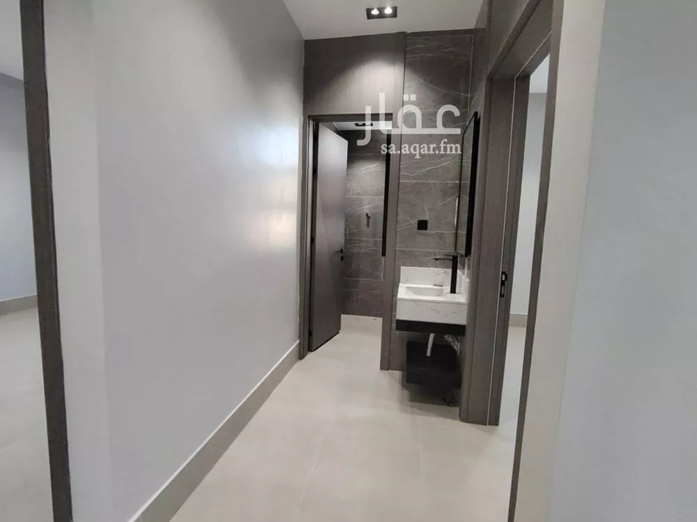 فيلا 6 غرف في العريجاء الغربية 5