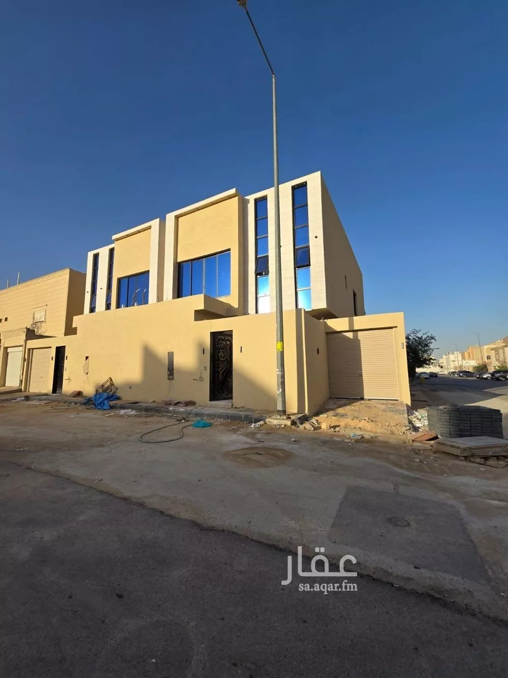 فيلا 6 غرف في الحزم 3