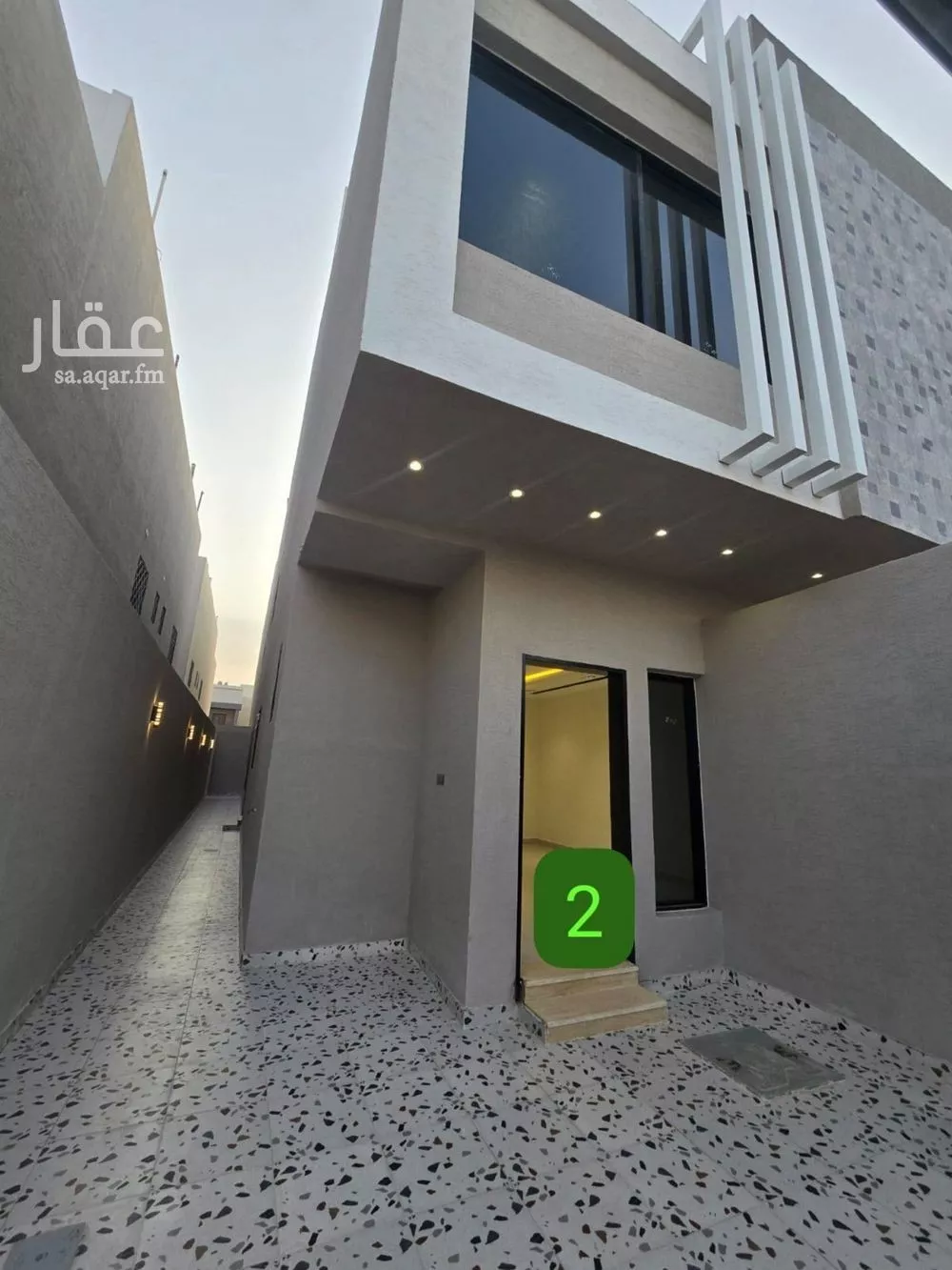 فيلا 4 غرف في بدر 2