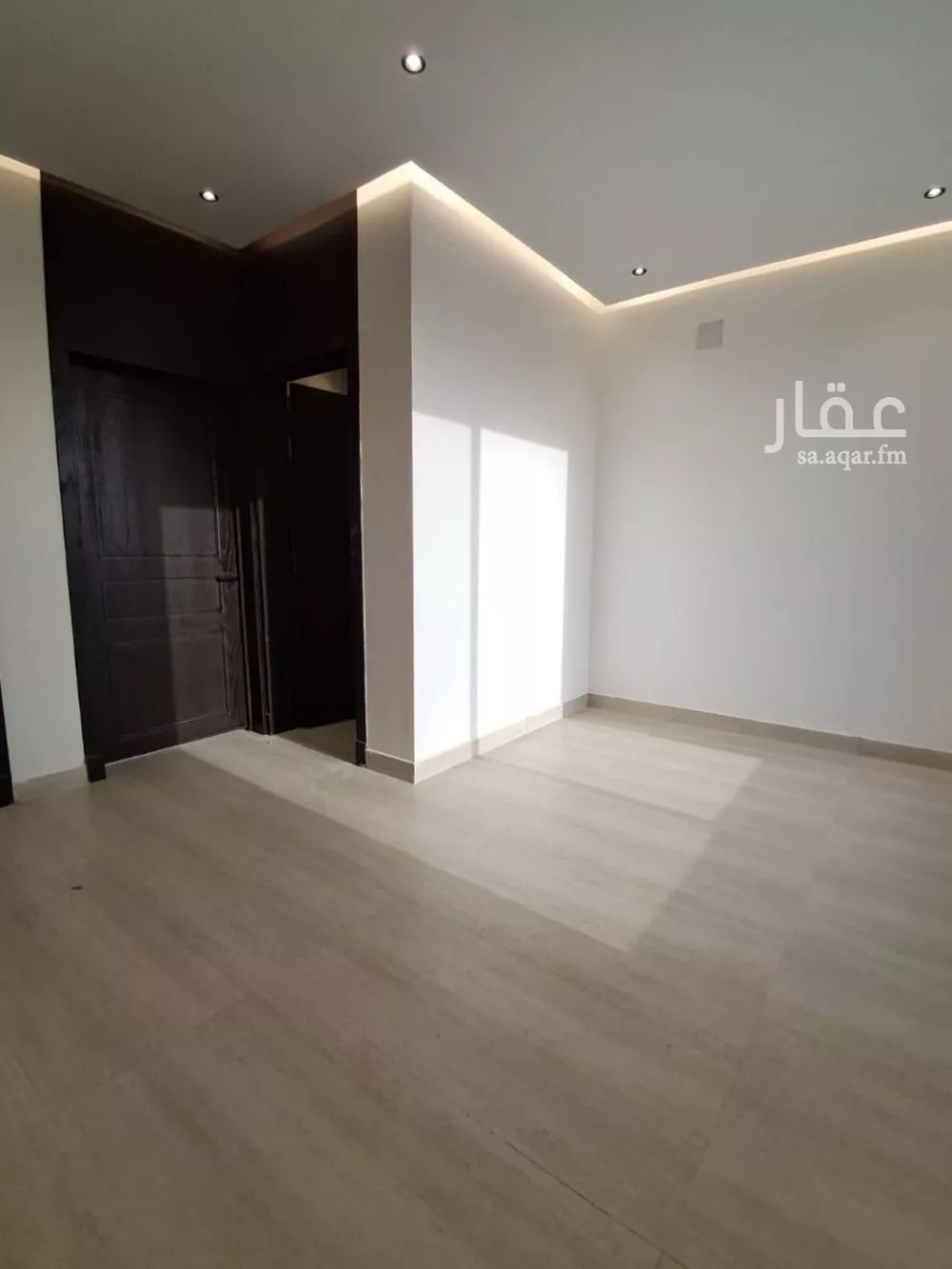 فيلا 6 غرف في العريجاء الغربية 2