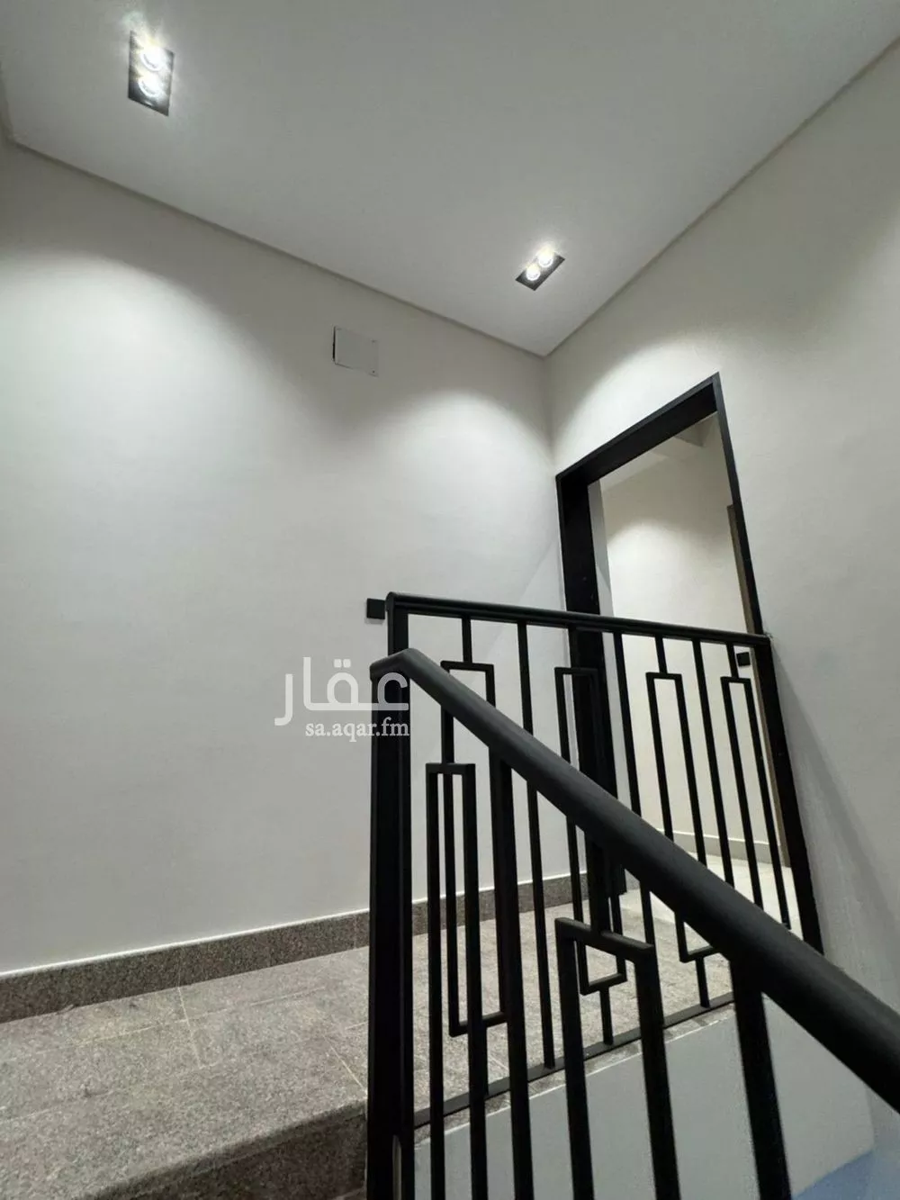 دور 5 غرف في السويدي 2