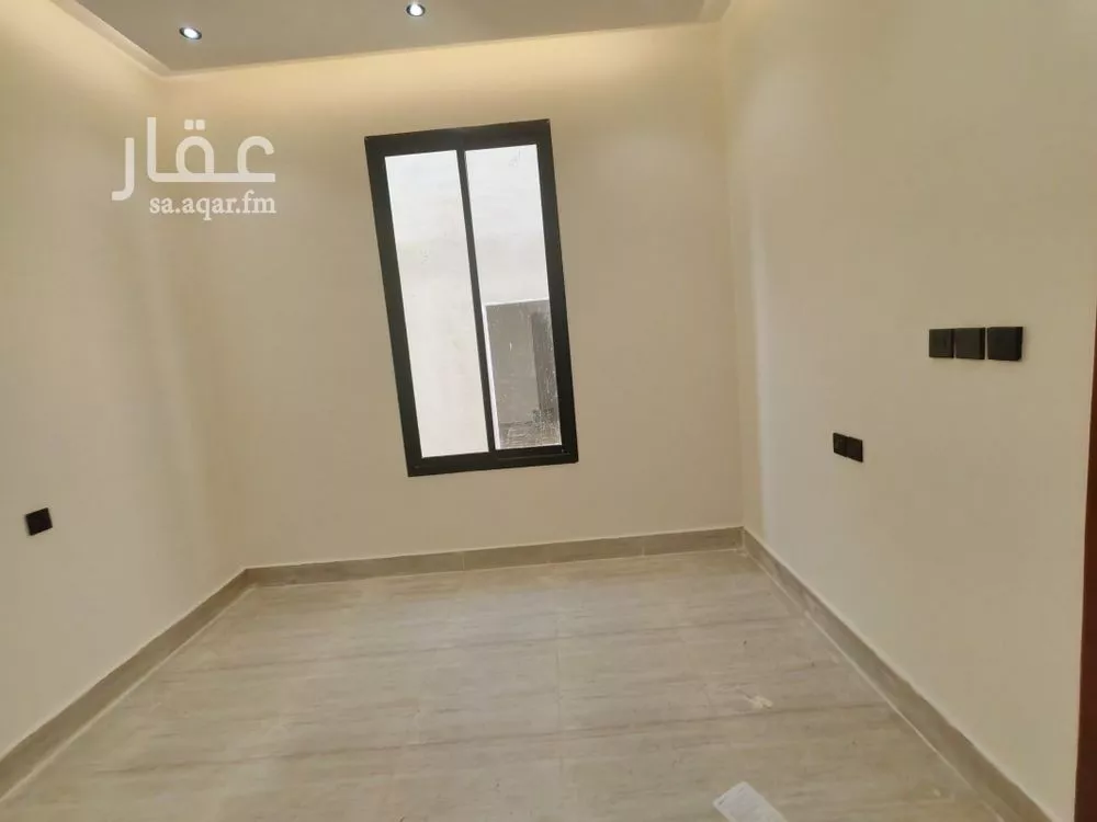 فيلا 5 غرف في طويق 4