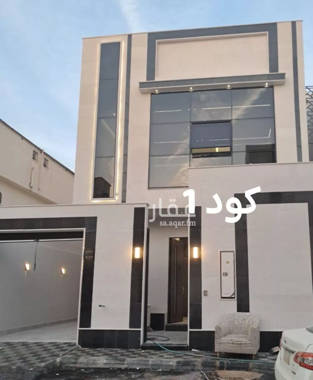 فيلا 6 غرف في العريجاء الغربية 1