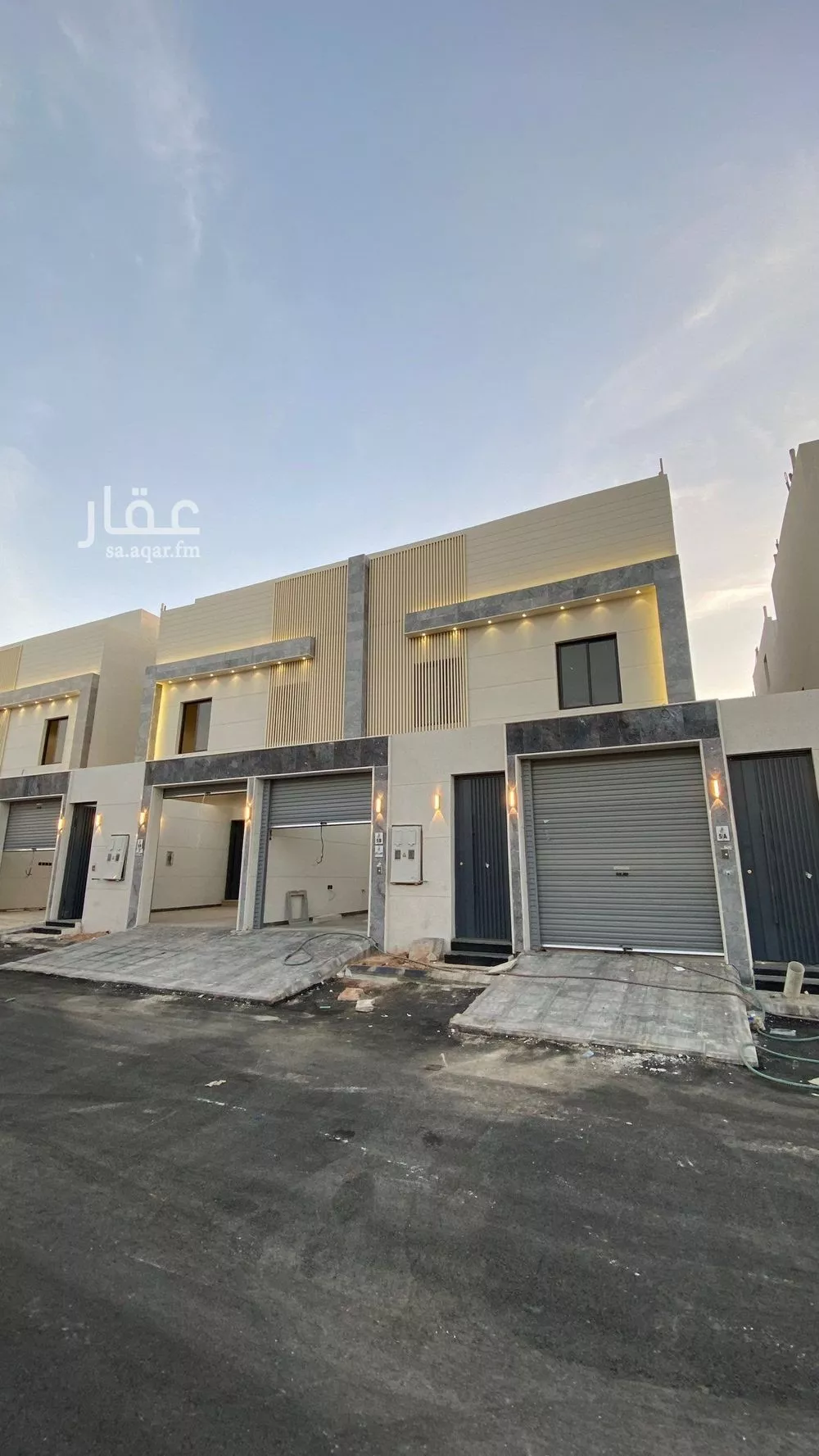 فيلا 5 غرف في عكاظ 2