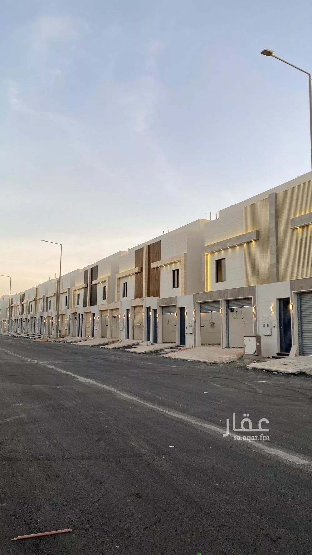 فيلا 5 غرف في عكاظ 1