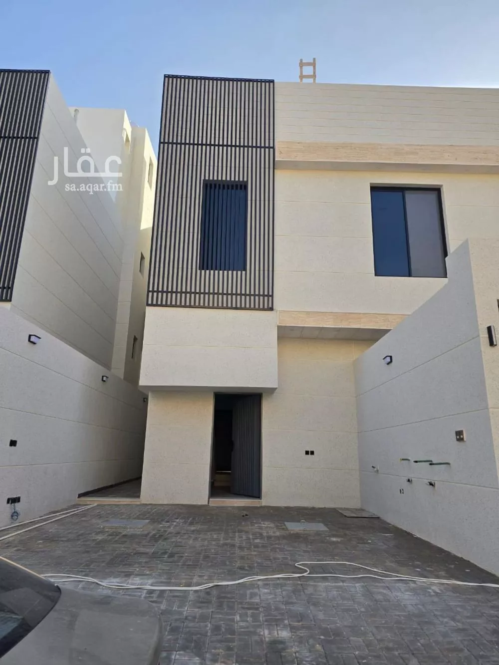 3 bedroom floor in Tuwaiq 1