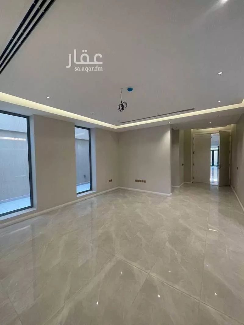 فيلا 5 غرف في البحر 2