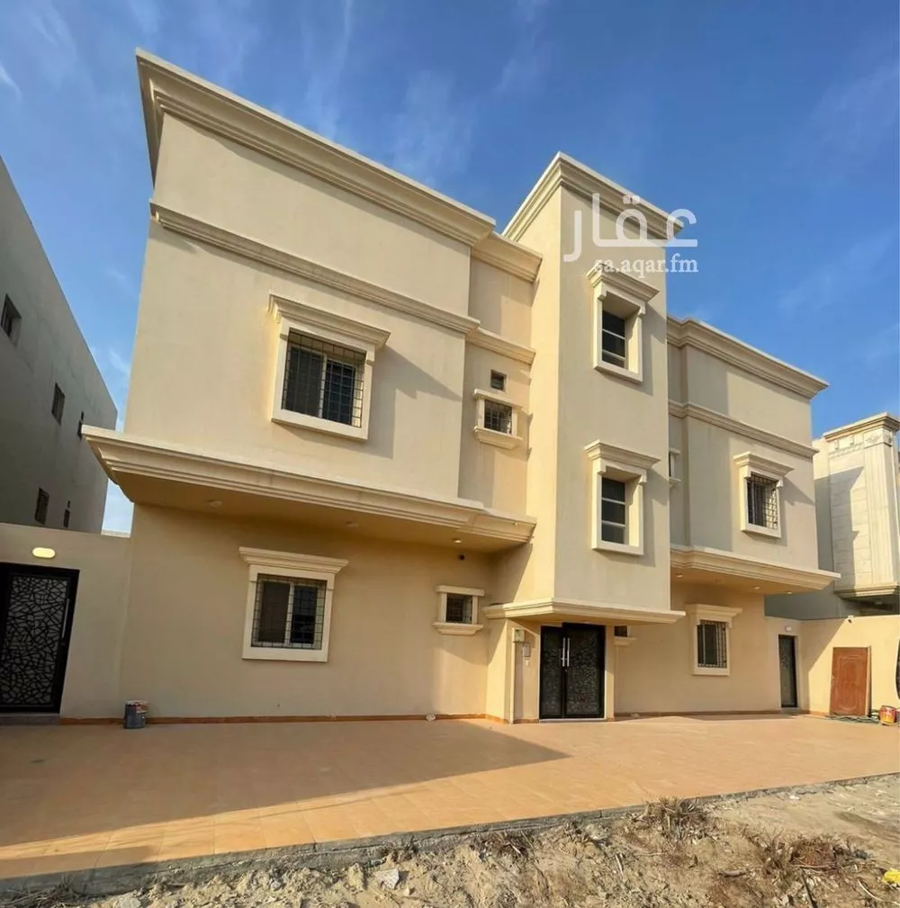 عمارة 500 م² في ضاحية الملك فهد