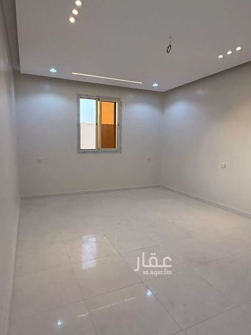 شقة 5 غرف في الدفاع 4