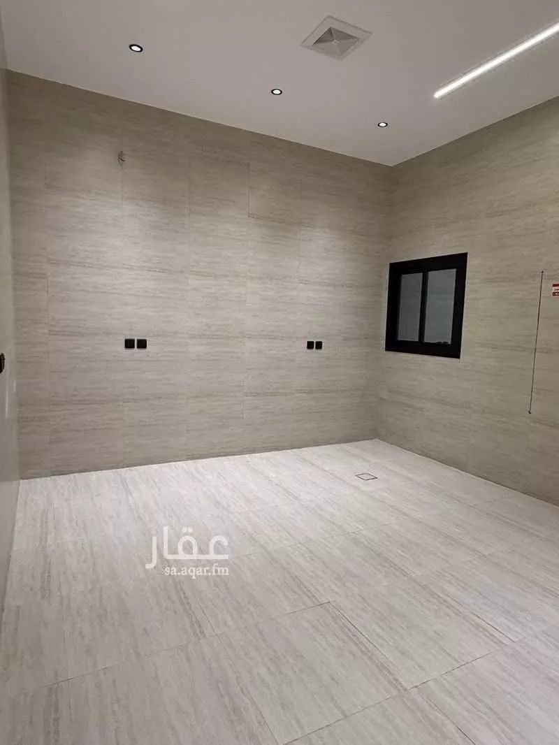 شقة 5 غرف في الدفاع 4