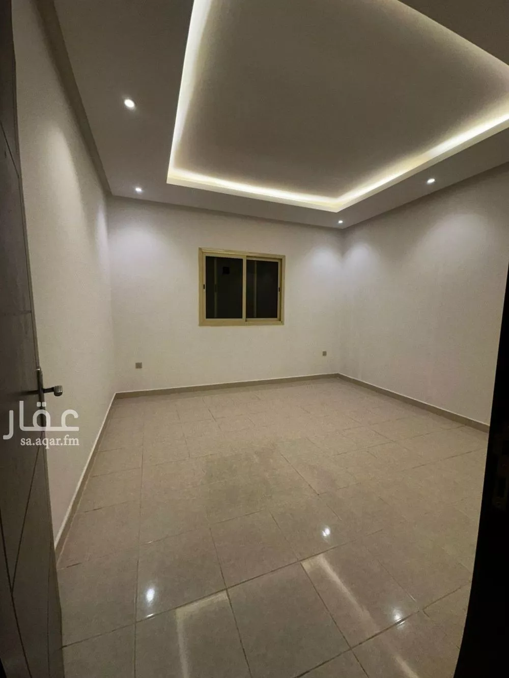 شقة 3 غرف في الملقا 2