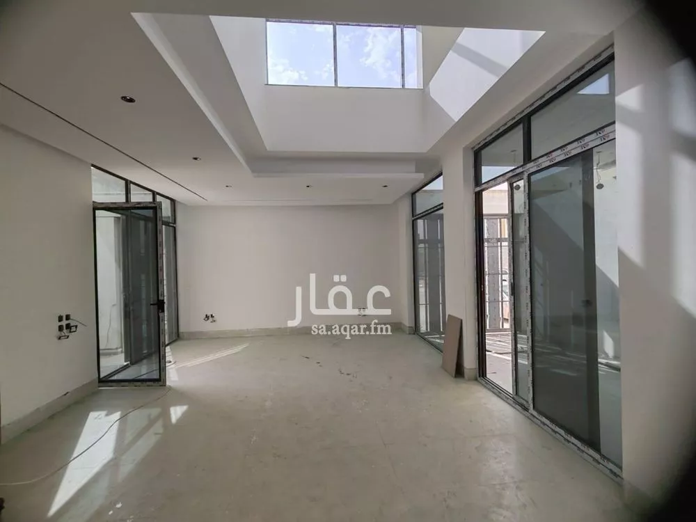 دور 4 غرف في العارض 4