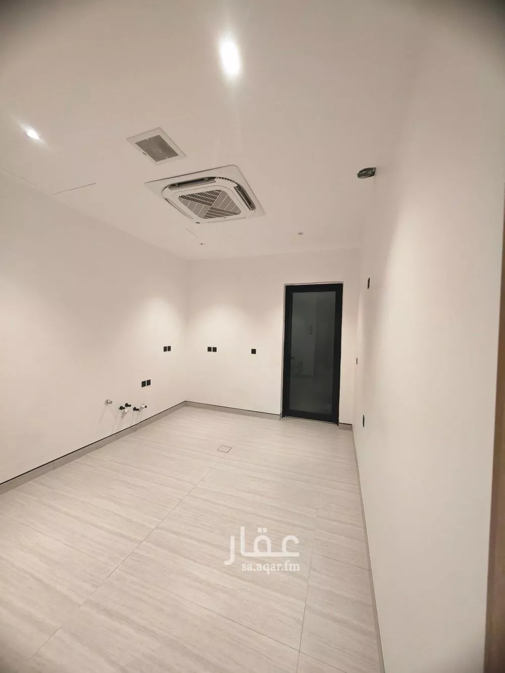 دور 4 غرف في العارض 5