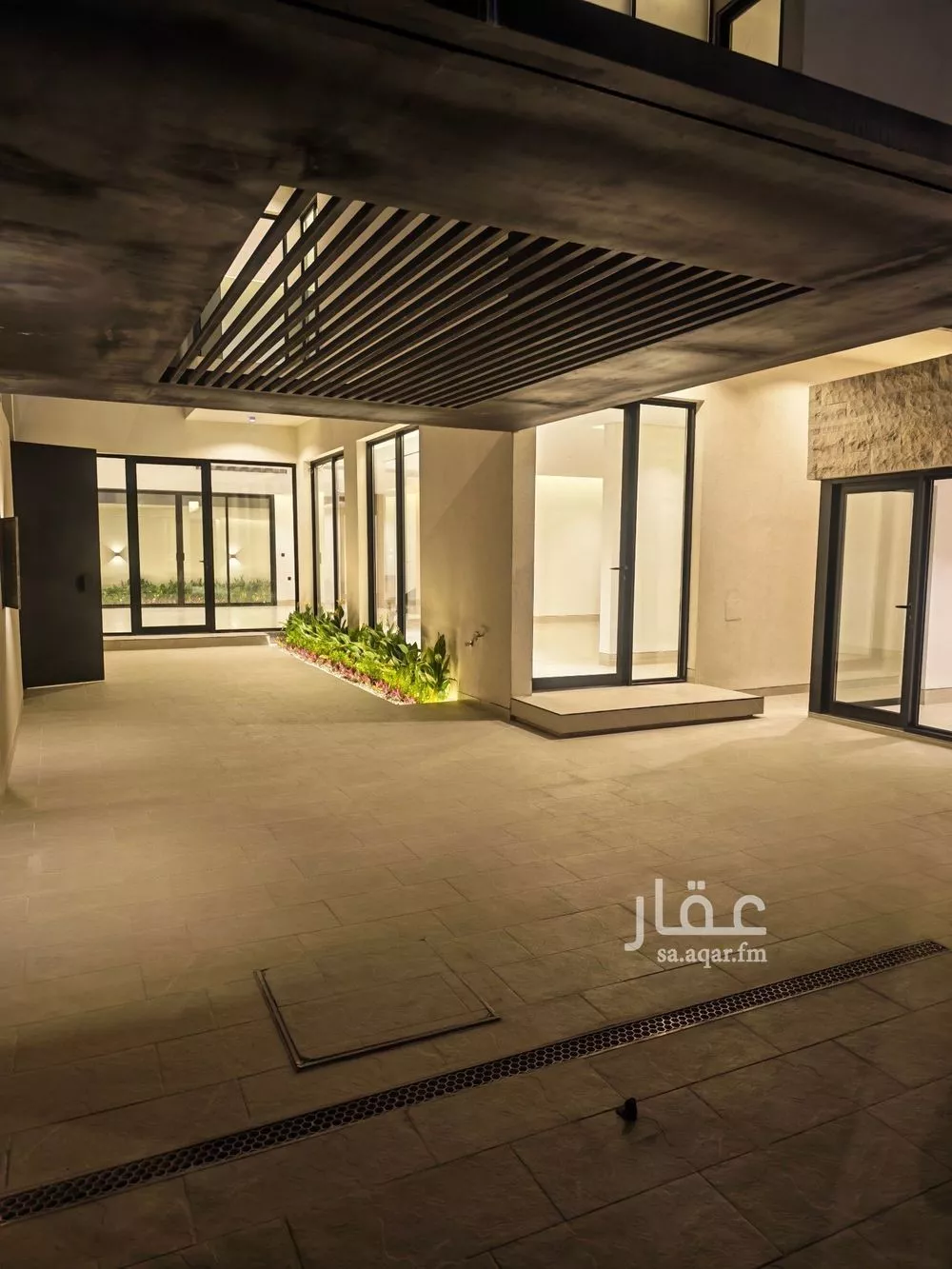 فيلا 4 غرف في النرجس 2