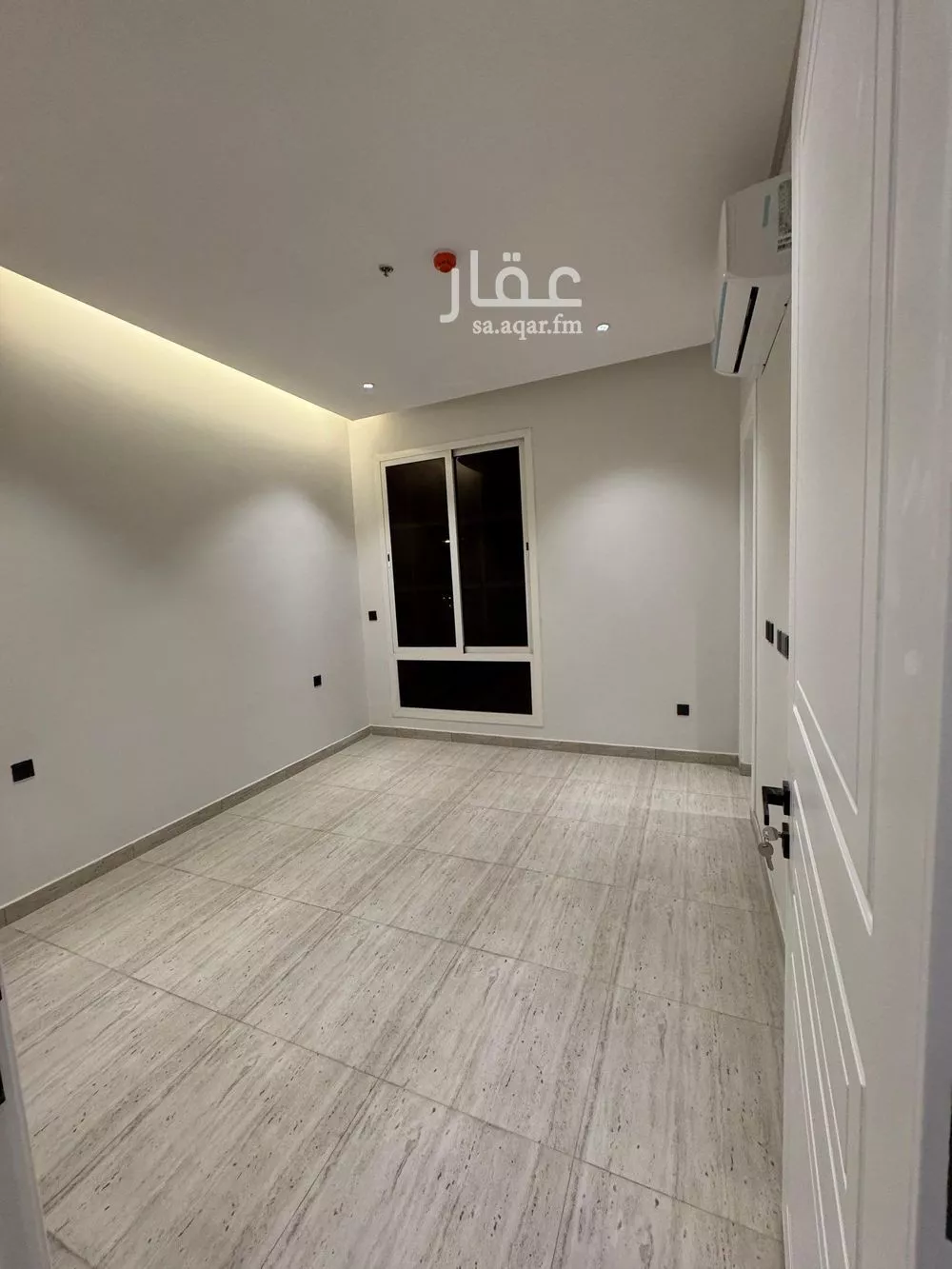 شقة 3 غرف في النرجس 5