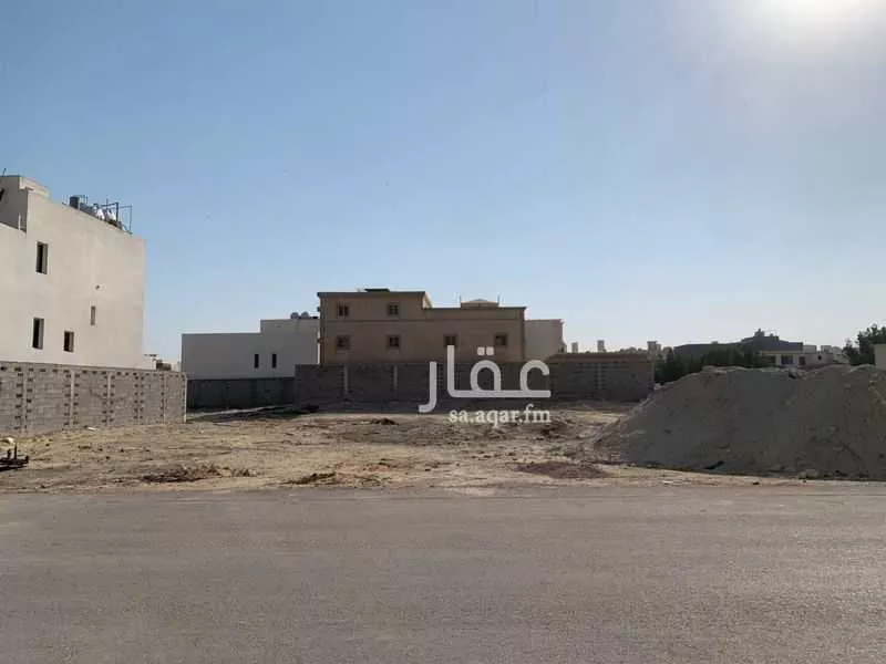 أرض 940 م² في الشراع 3