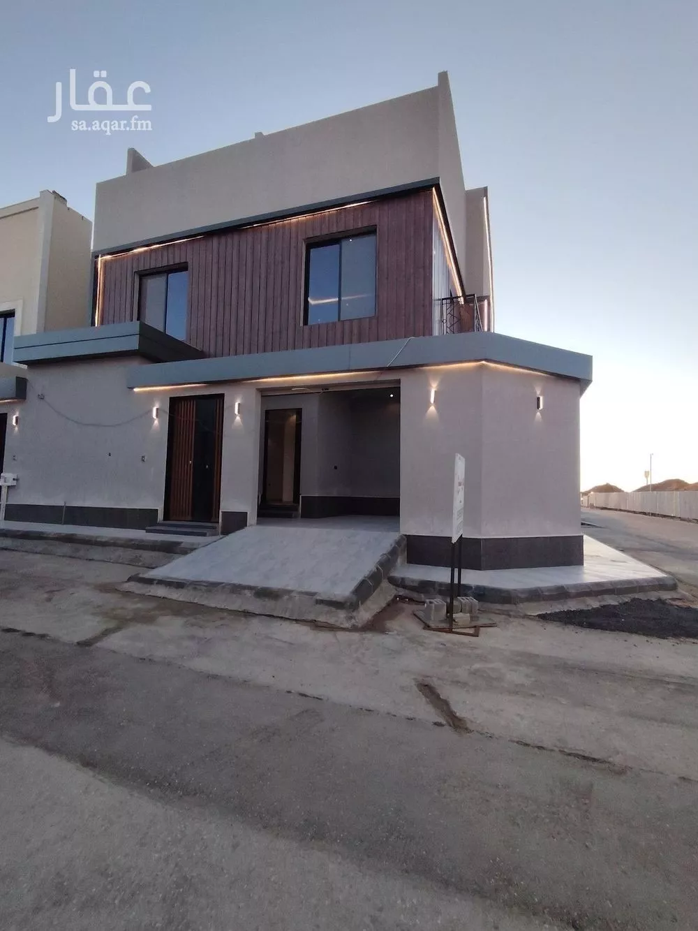 فيلا 6 غرف في الرمال 1