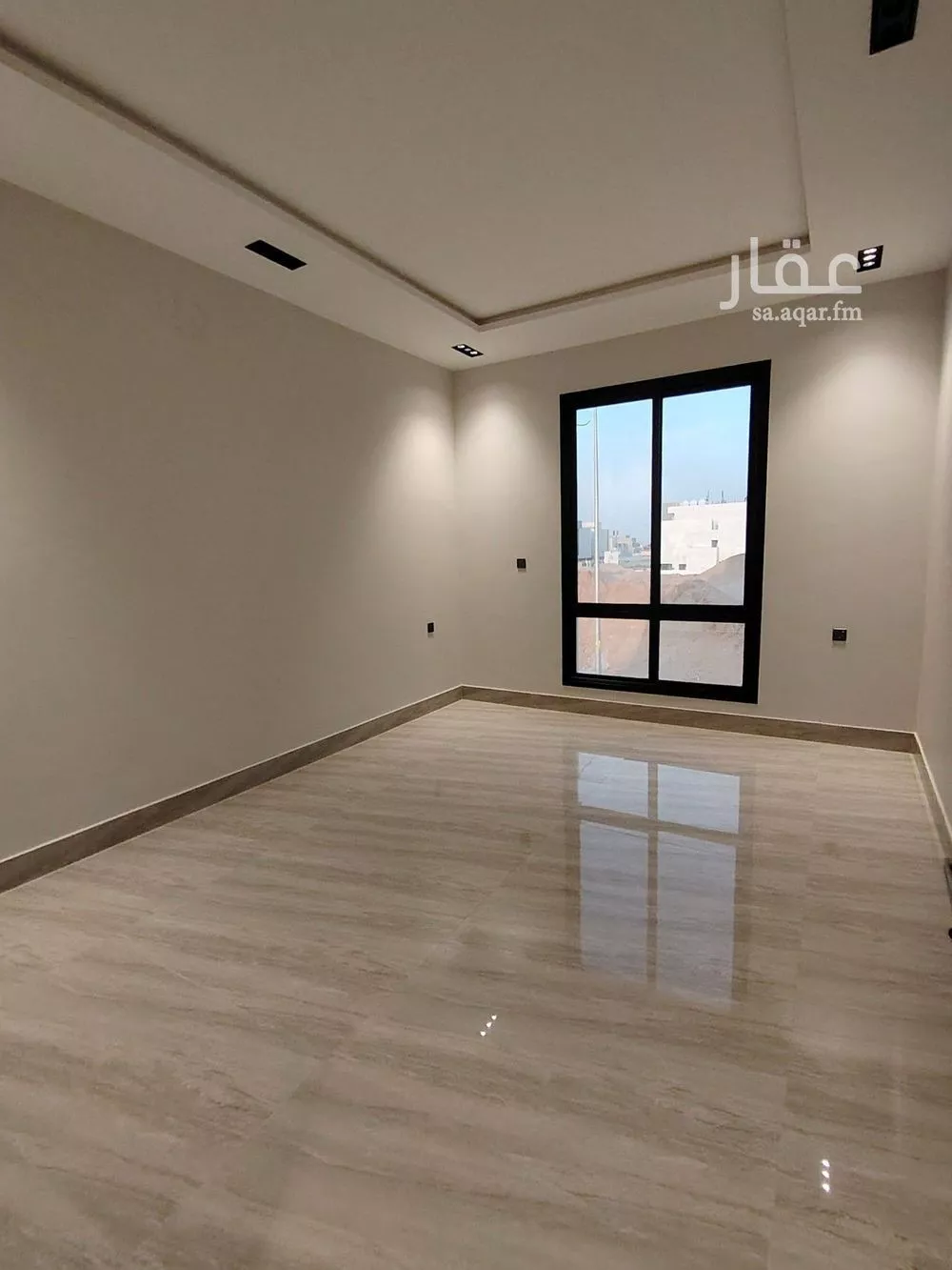 فيلا 6 غرف في الرمال 4