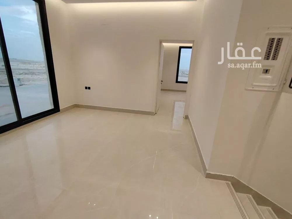 فيلا 5 غرف في الجنادرية 2