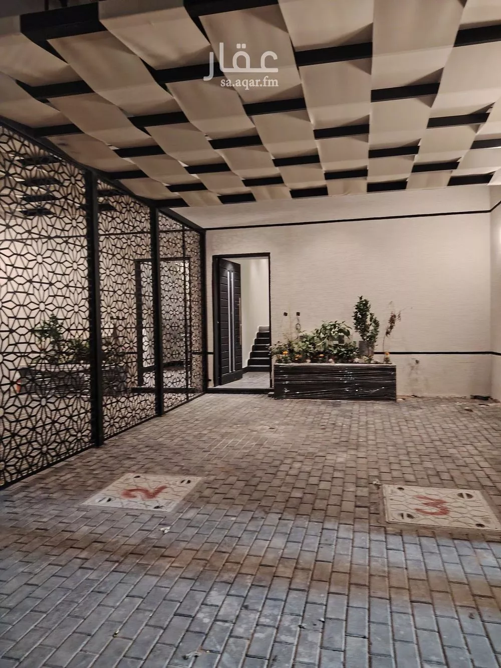 5 bedroom floor in Al Rimal 1