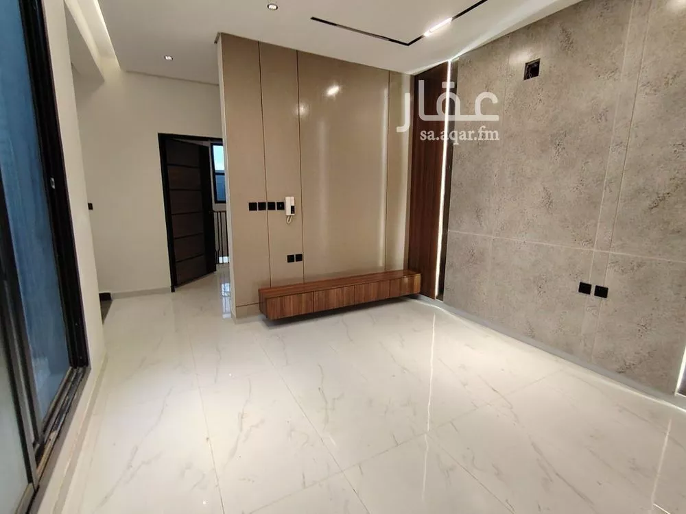 5 bedroom floor in Al Rimal 5