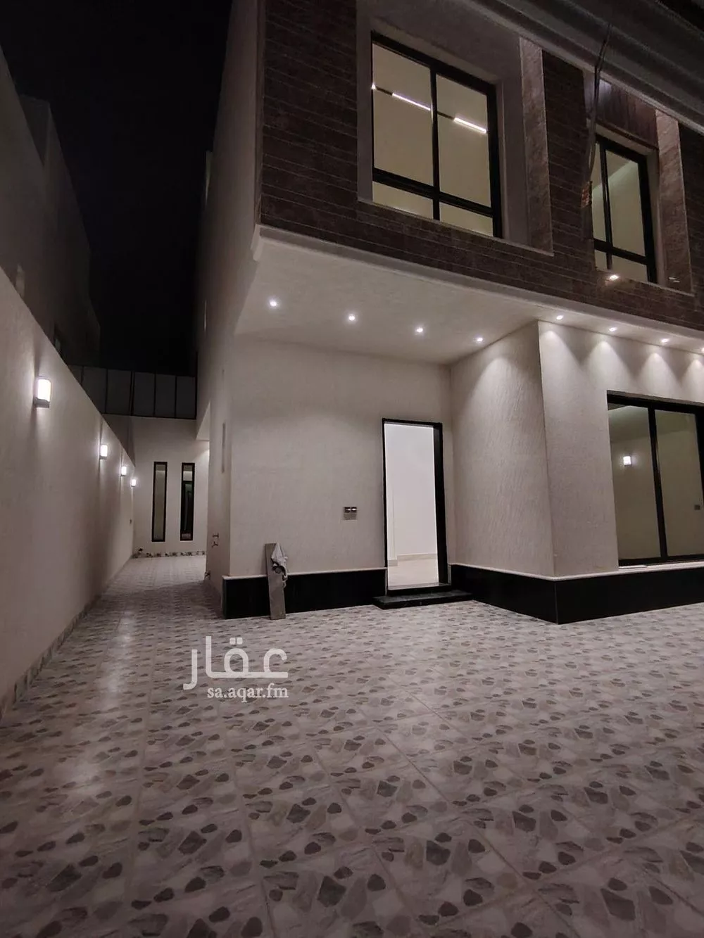 فيلا 5 غرف في الرمال 1