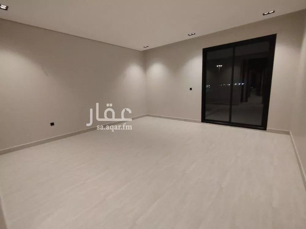 فيلا 5 غرف في الرمال 3