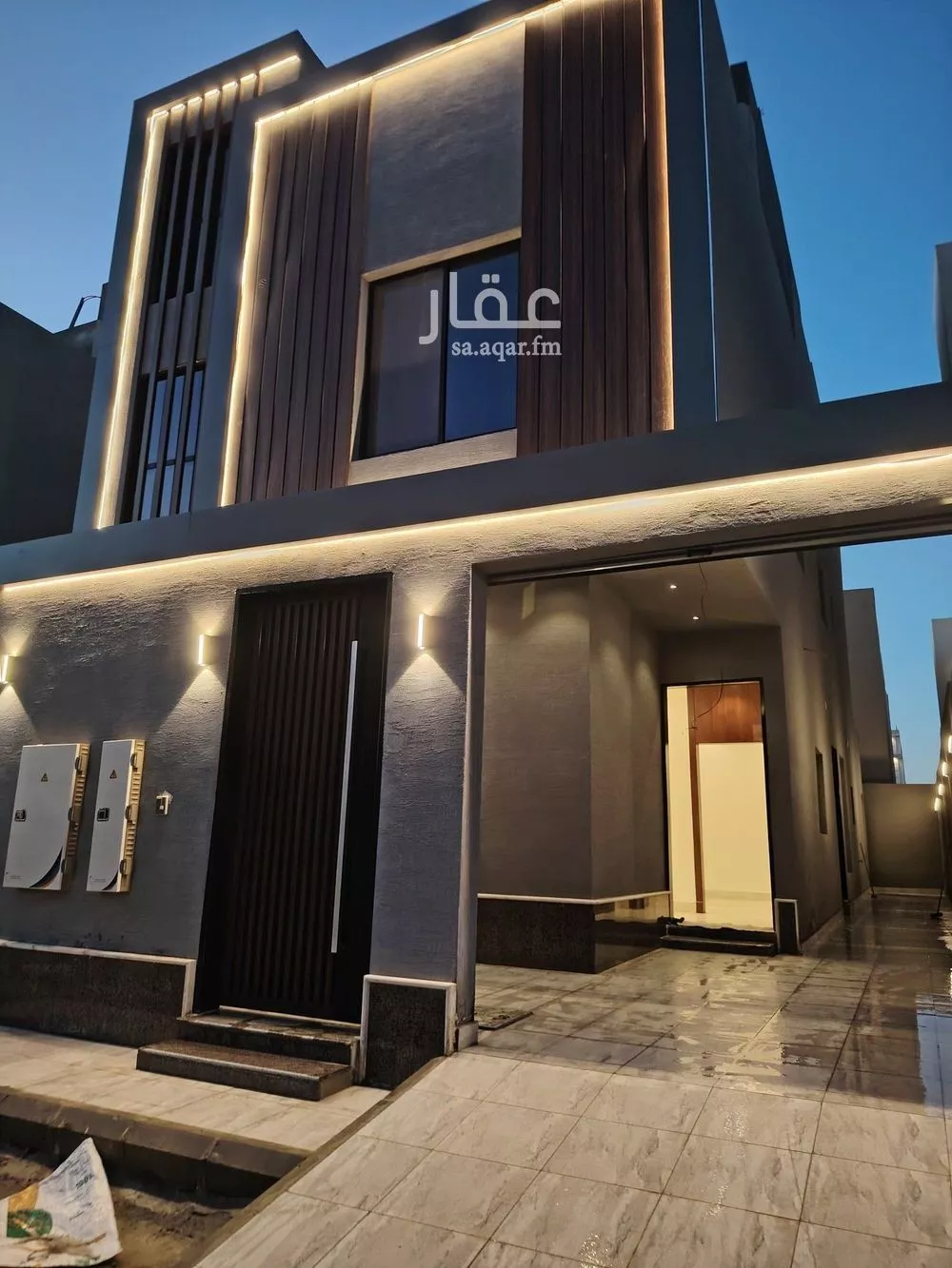 5 bedroom floor in Al Rimal 1