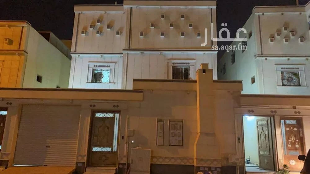 4 bedroom floor in Al Rimal