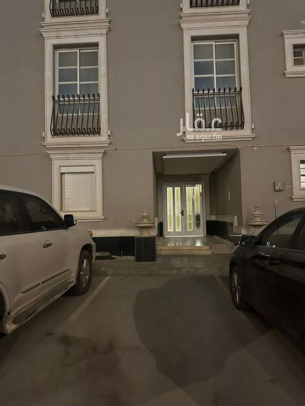 3 bedroom apartment in Al Malqa 5