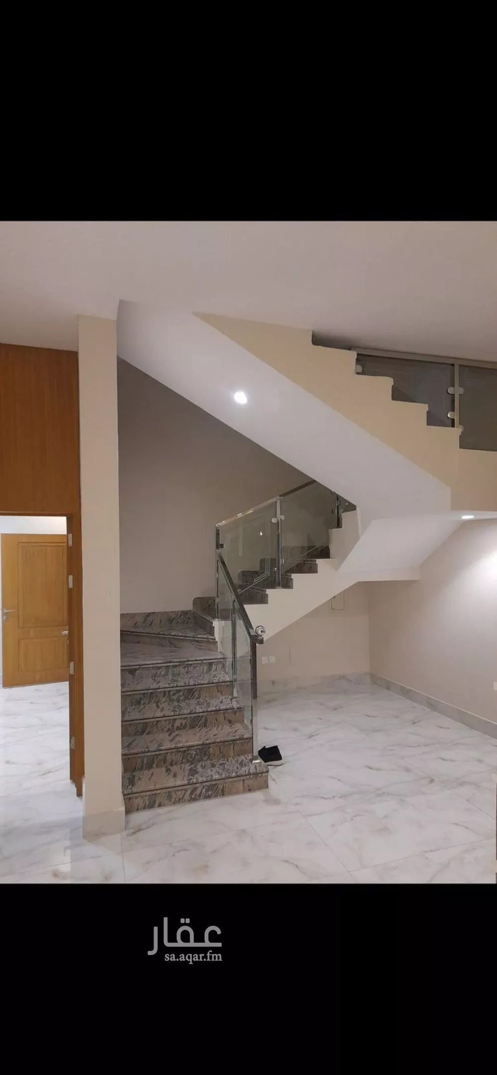 فيلا 7 غرف في النرجس 4