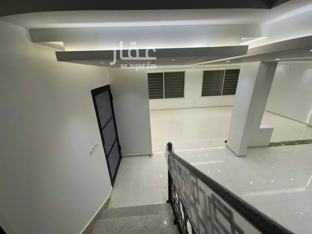 فيلا 7 غرف في النرجس 2