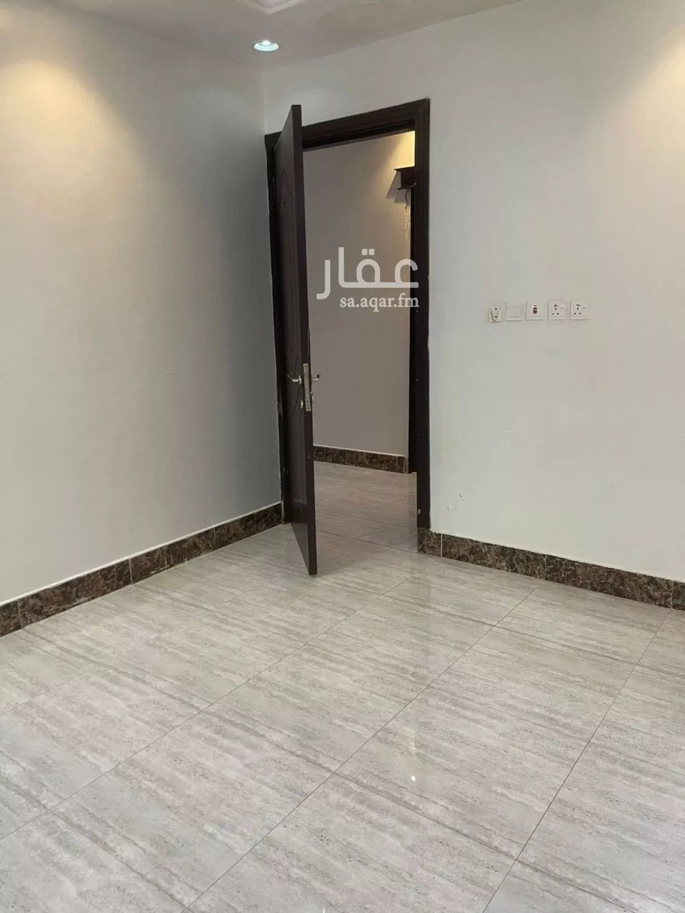 فيلا 7 غرف في طويق 4