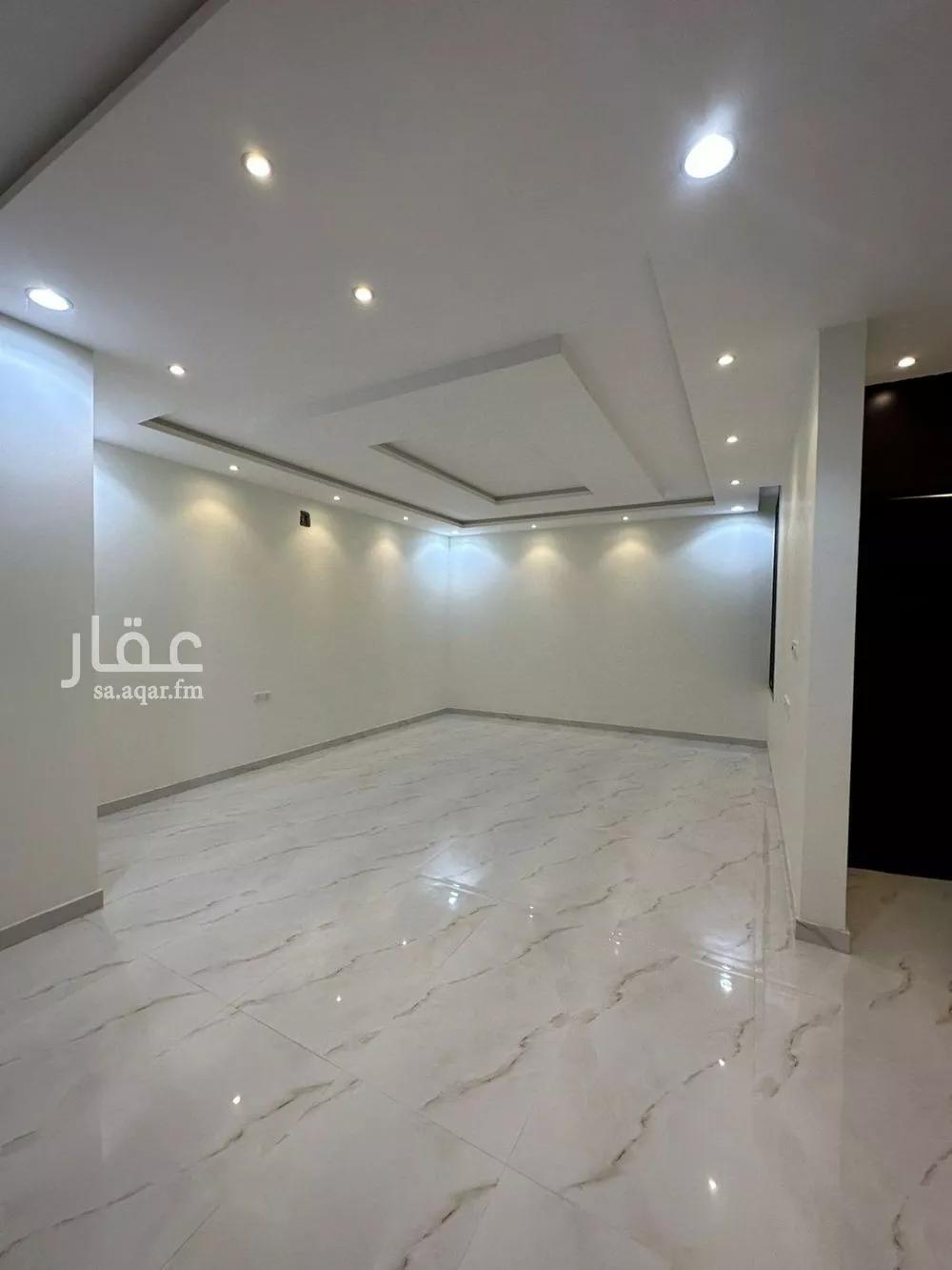 فيلا 7 غرف في الرمال 3