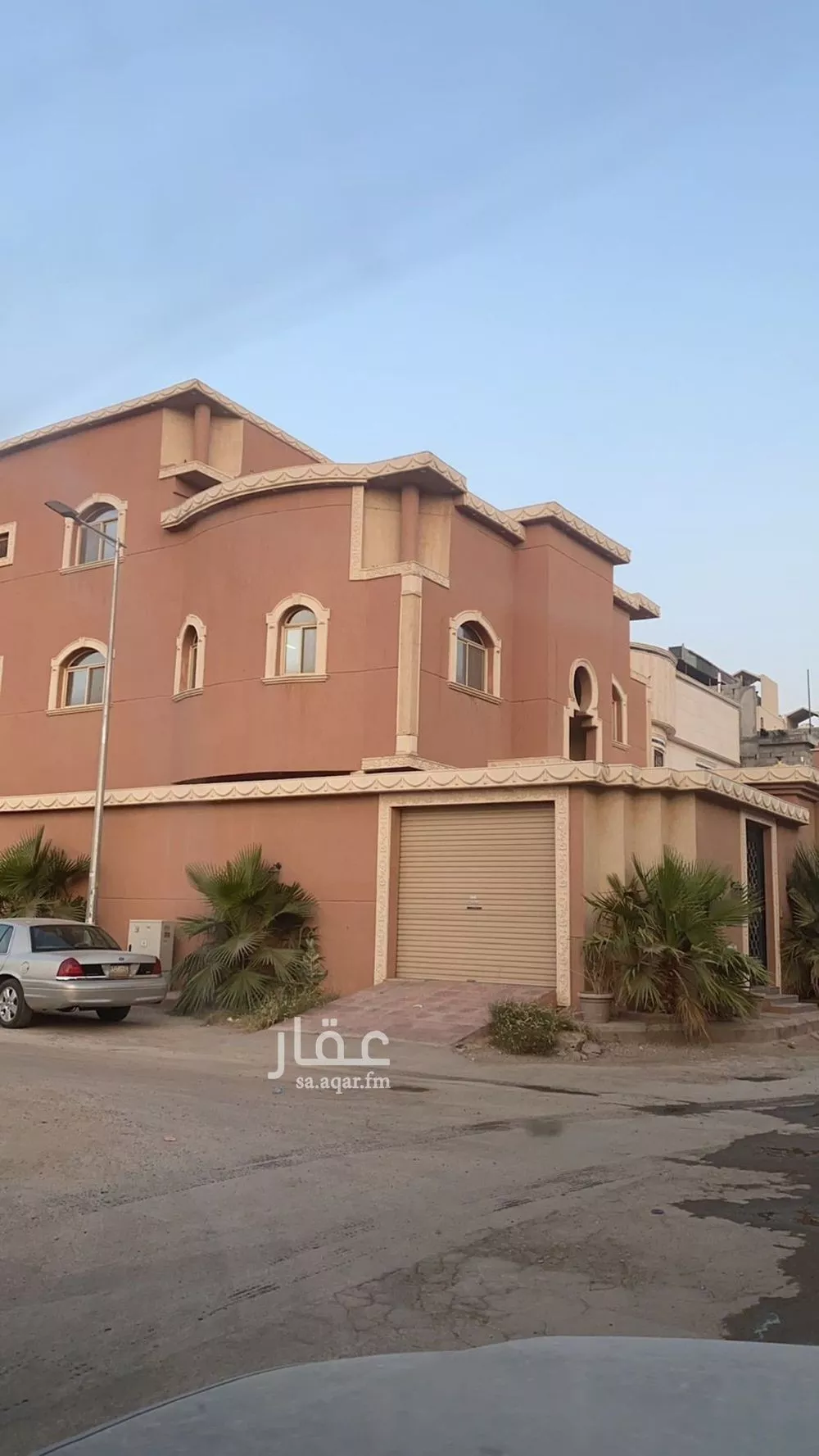 فيلا 7 غرف في القادسية