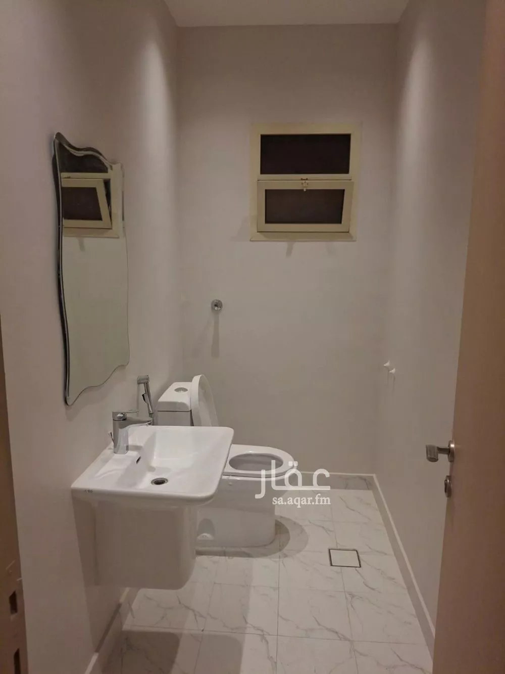 5 bedroom apartment in Al Malqa, Riyadh 9